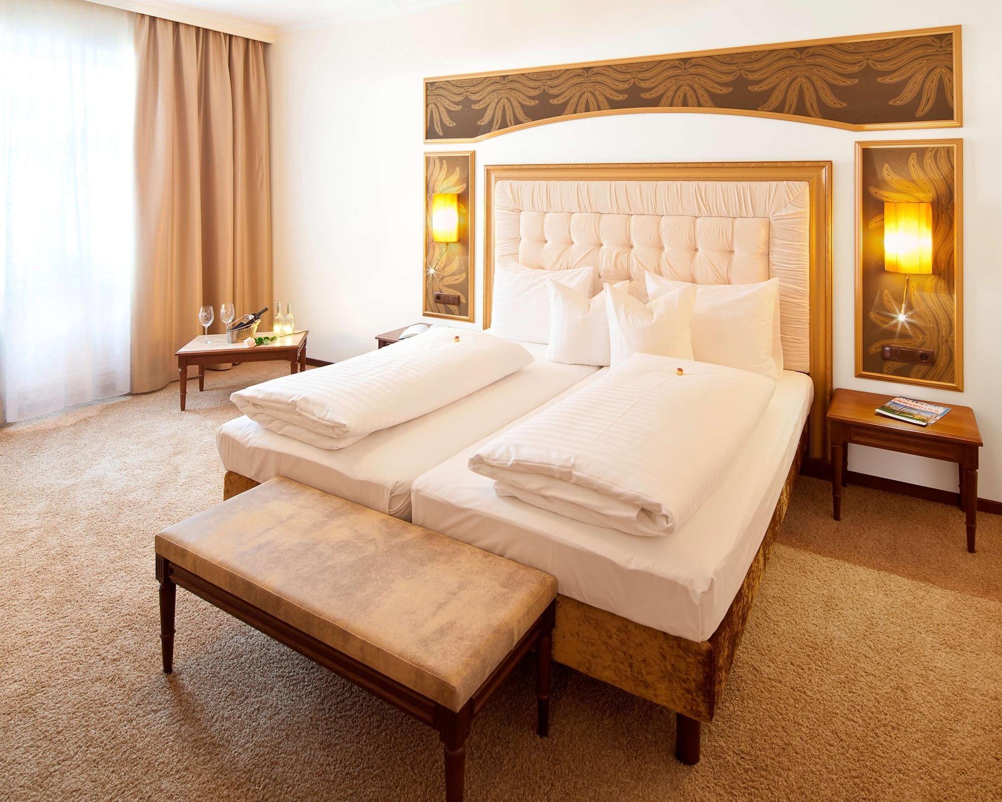 Best Western Plus Hotel Goldener Adler אינסברוק מראה חיצוני תמונה
